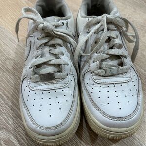 Nike Air Force 1 Kids White Sneakers